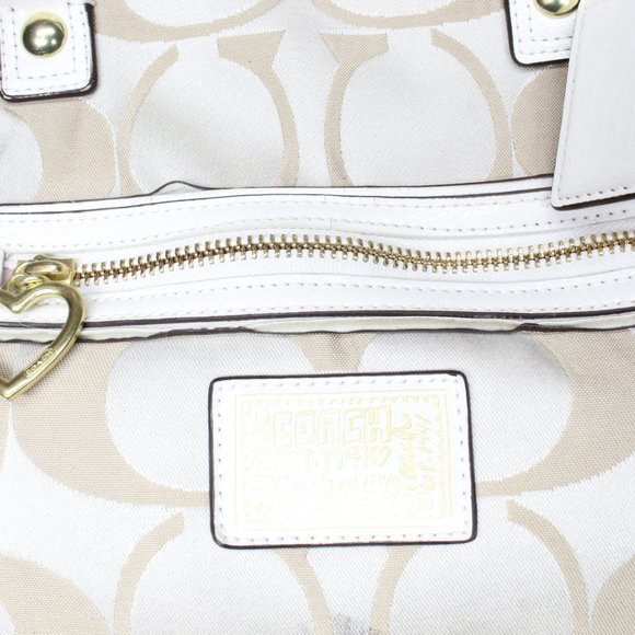 COACH Daisy Signature Foldover Shoulder Bag - Picture 8 of 12